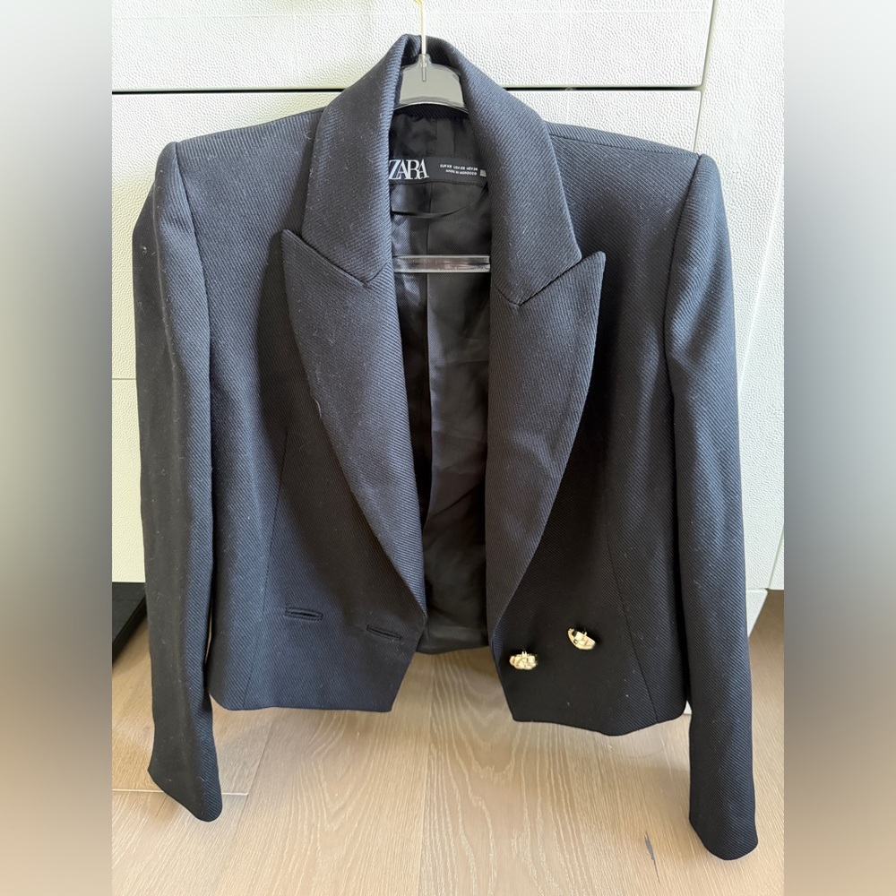 Zara Black Cropped Double-Breasted Blazer with Gold Buttons